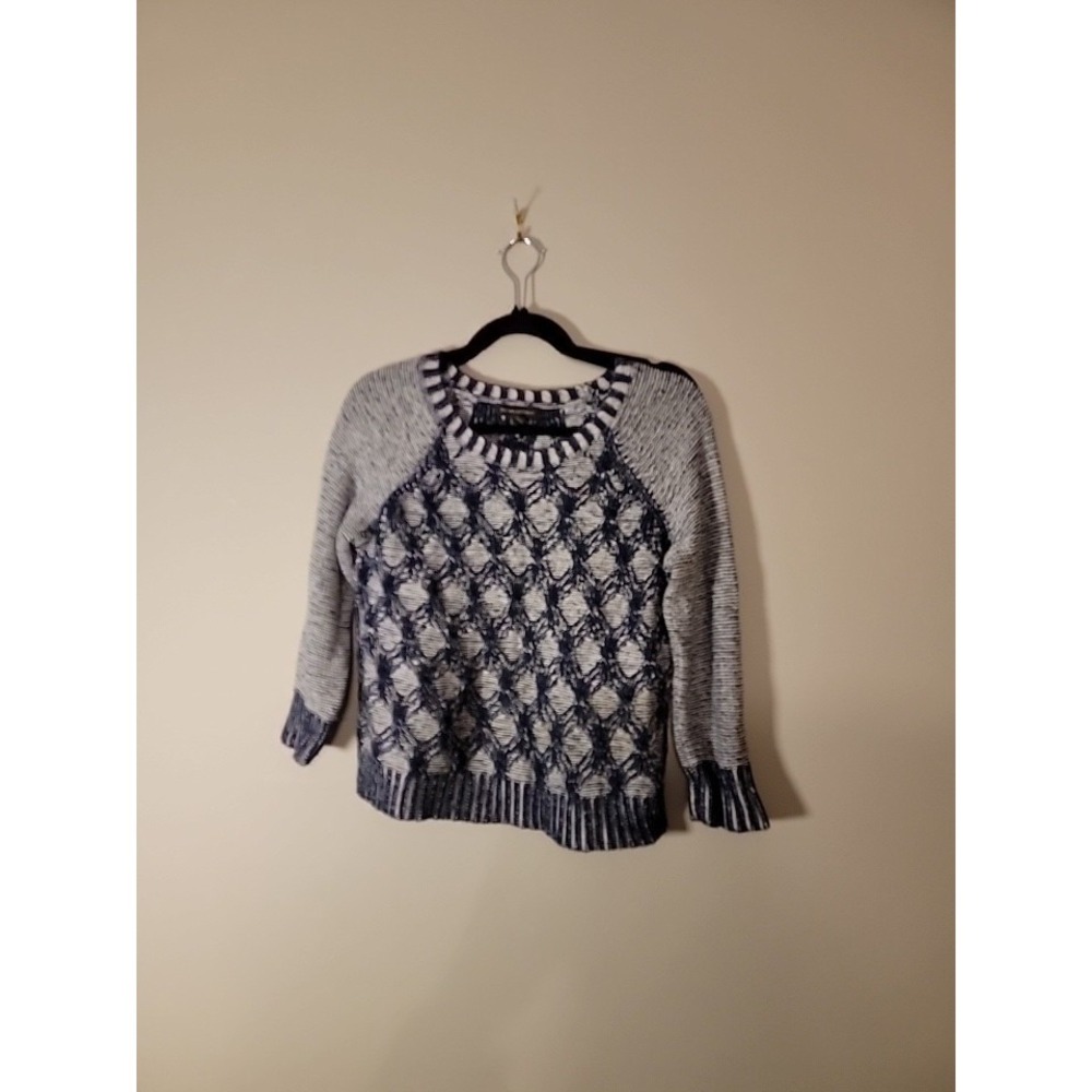 Banana Republic‎ Women's Cable Knit Sweater Size m Navy and White. casual